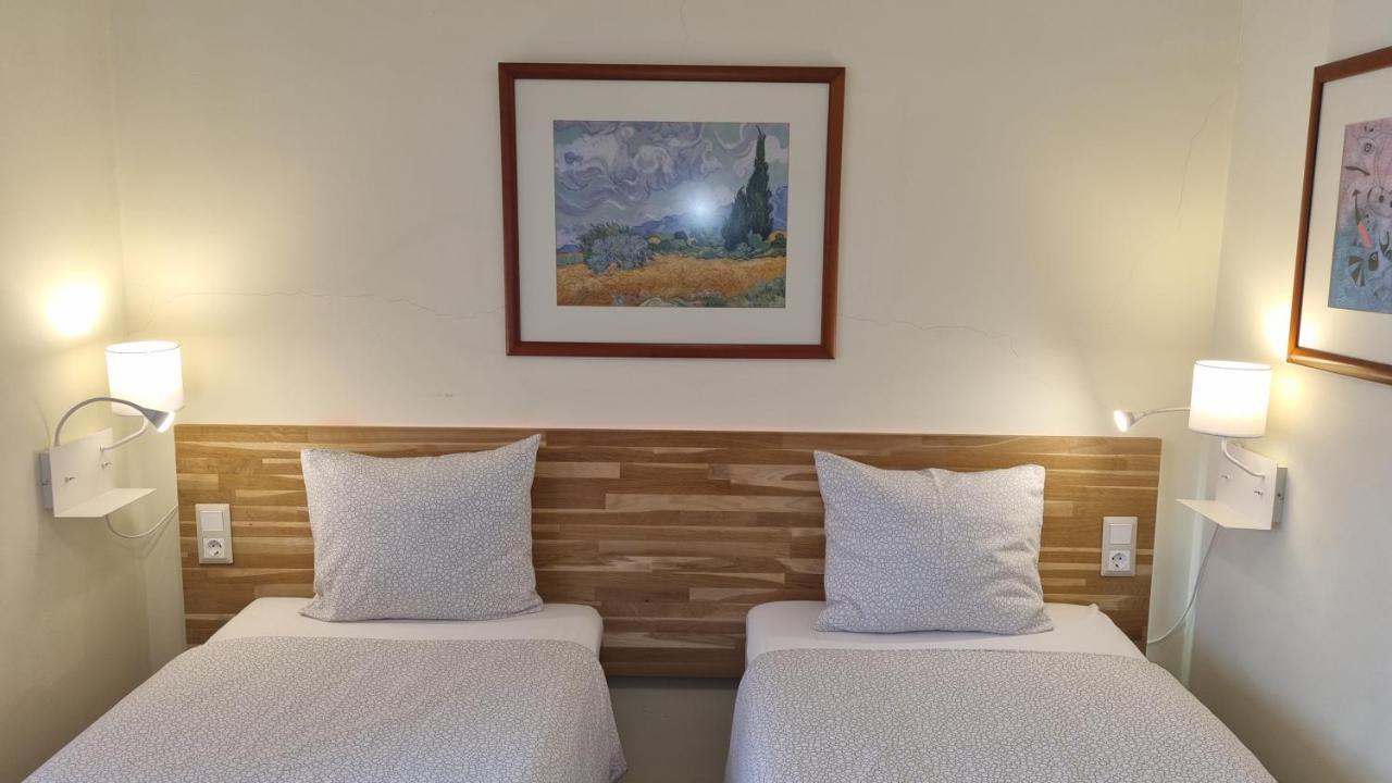 Margarida Guest House - Rooms ألمادا المظهر الخارجي الصورة